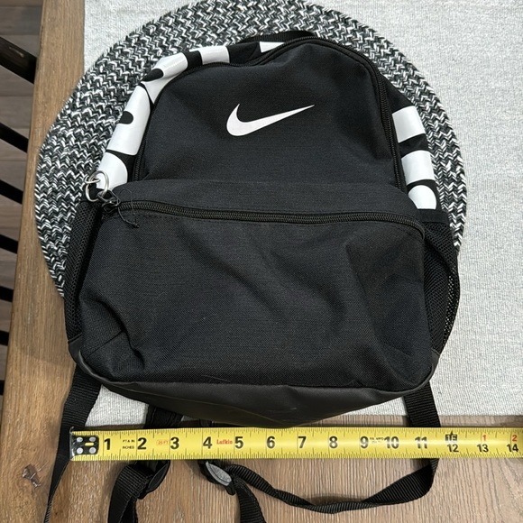 Nike black mini backpack. - Picture 2 of 12